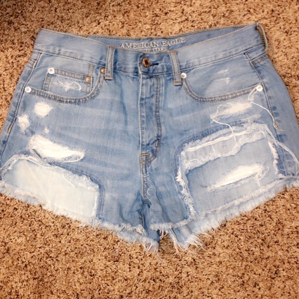 AMERICAN EAGLE SHORTS
